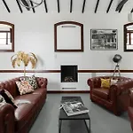 Panzió The 4*
