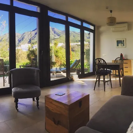 The Nocleg ze śniadaniem 4*